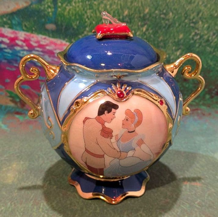 ディズニー　シンデレラ　50周年記念　オルゴールコレクション　未使用　レア ディズニー シンデレラ 限定『オルゴールジュエリーボックス