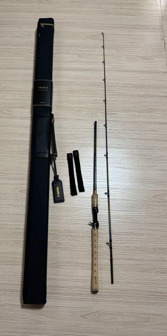 ワールドシャウラリミテッド1652R-3 シマノ（SHIMANO） ワールドシャウラ リミテッド 1652R-3 (2023年