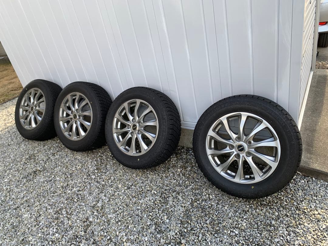 16インチ 205/60スタッドレスタイヤ　ホイールセット（ステップワゴン） ホンダ ステップワゴン RP6 RP7 RP8 当社指定輸入スタッドレスタイヤ