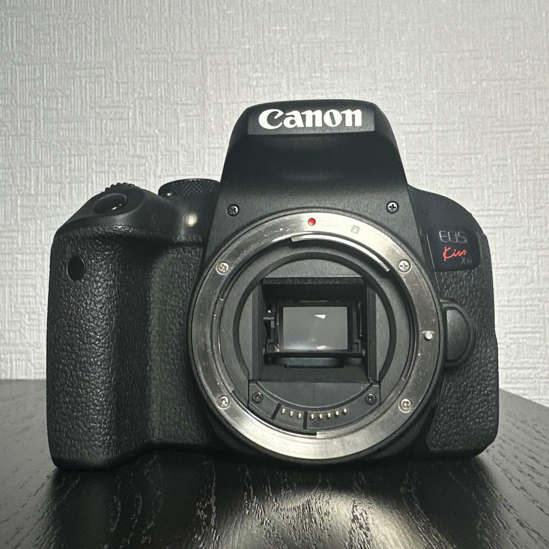 Canon EOS Kiss X9i本体+【おまけ】ズームレンズ18-135 Amazon | Canon デジタル一眼レフカメラ EOS Kiss X9i 高倍率ズーム