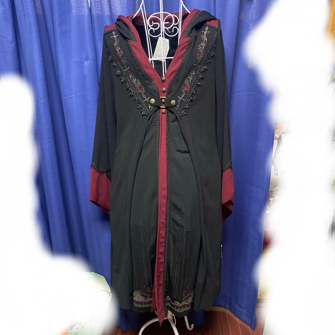 オッズオン ワンピース＆パーカーセット