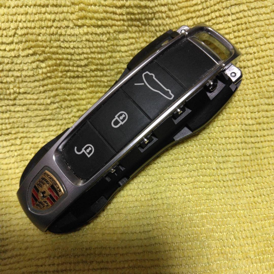 ポルシェリモコンキー　サイドカバーとメタルキーバッテリー無し 楽天市場】ポルシェ アルミ製 本革 レザー メタル スマートキーケース