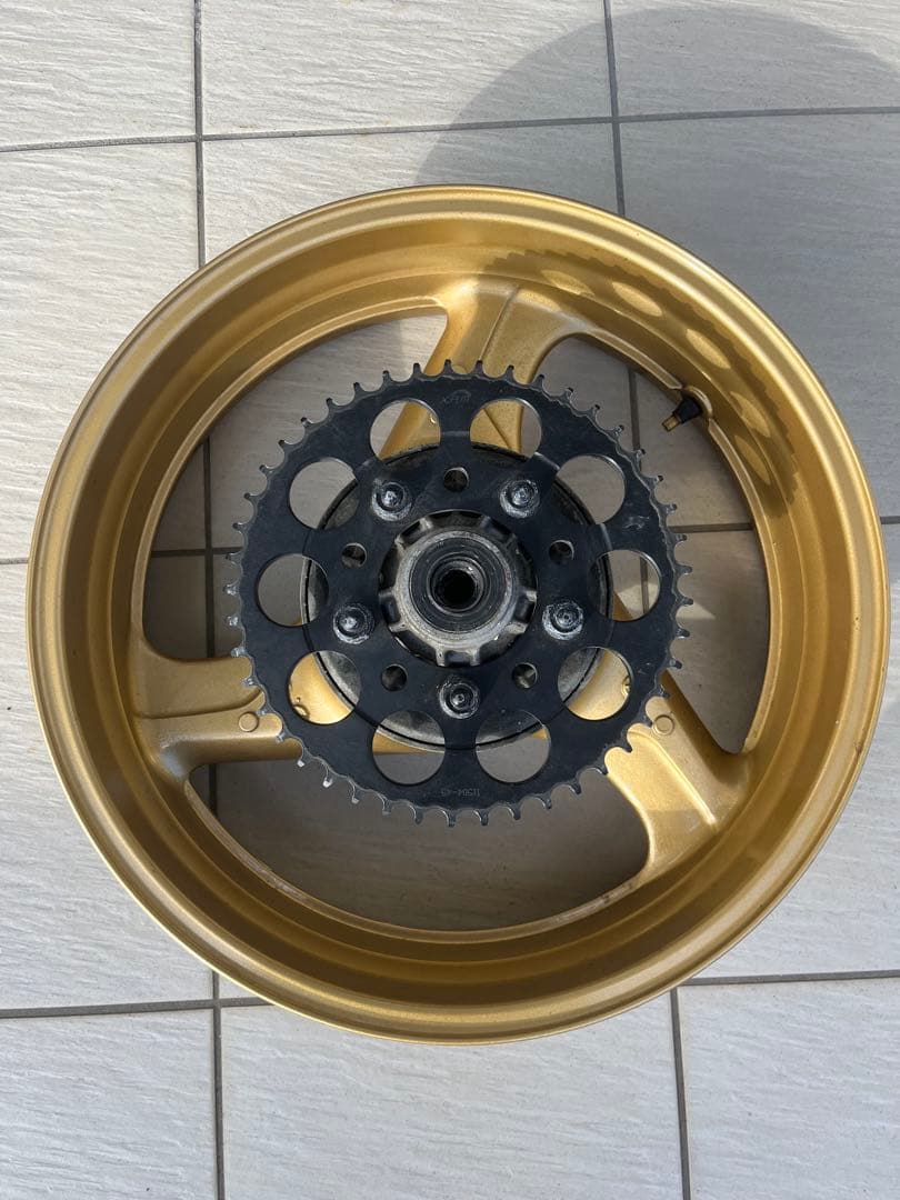 CB400SF VTEC3 17インチ ゴールドリアホイール CB400SF 純正リアホイール ゴールドホイール - メルカリ