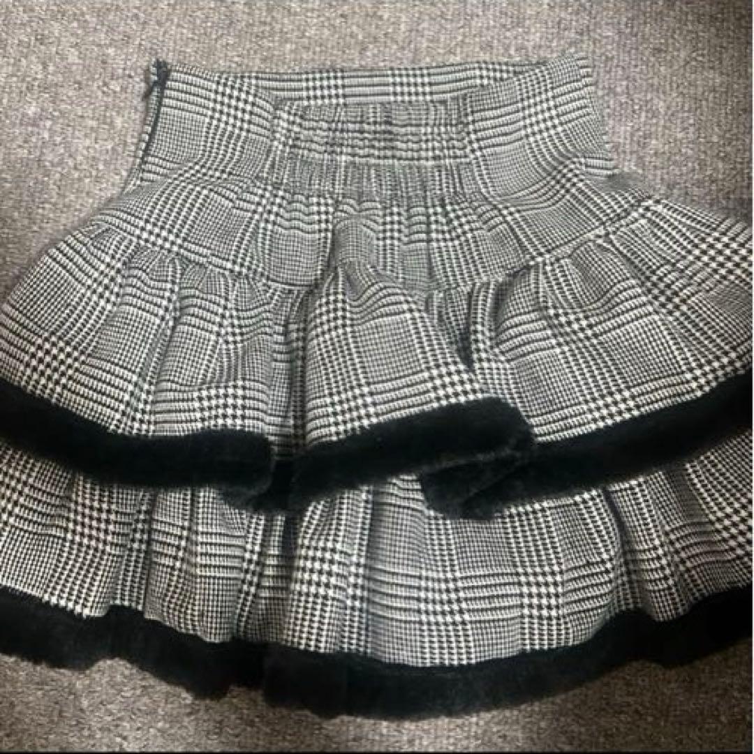 pium ファー付きティアードミニスカート ブラックチェック - メルカリ
