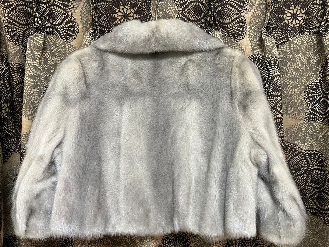 SAGA MINK ミンク ポンチョ・ケープコート グレーSAGA MINK サガミンク