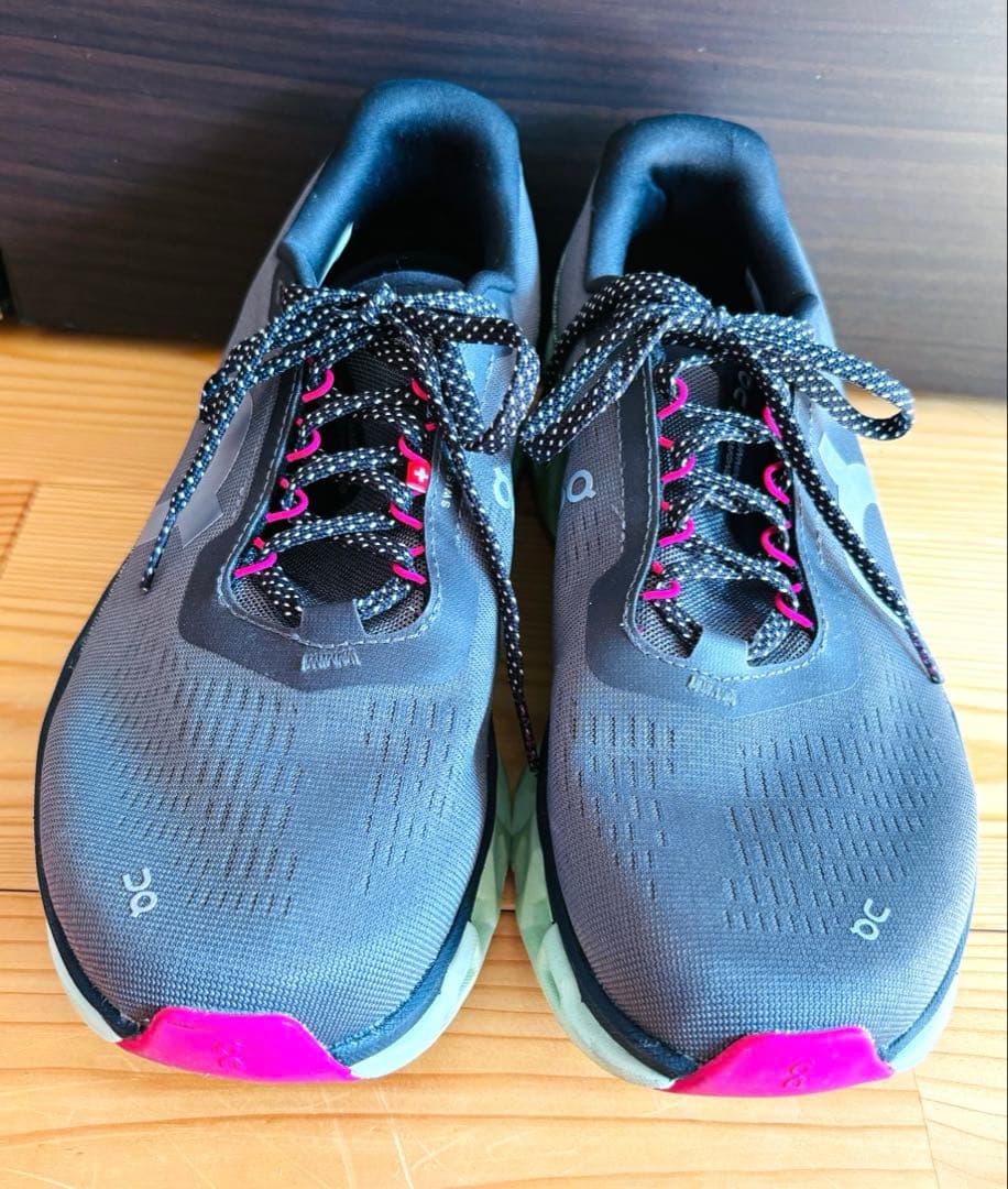 オン　クラウドモンスター2 26.5cm