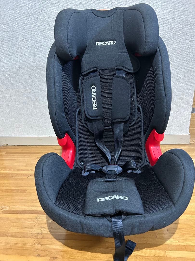 RECAROレカロ J1 Duo Smile チャイルドシート　ISOFIX ベビーザらス限定 ISOFIX・シートベルトどちらでも固定できる