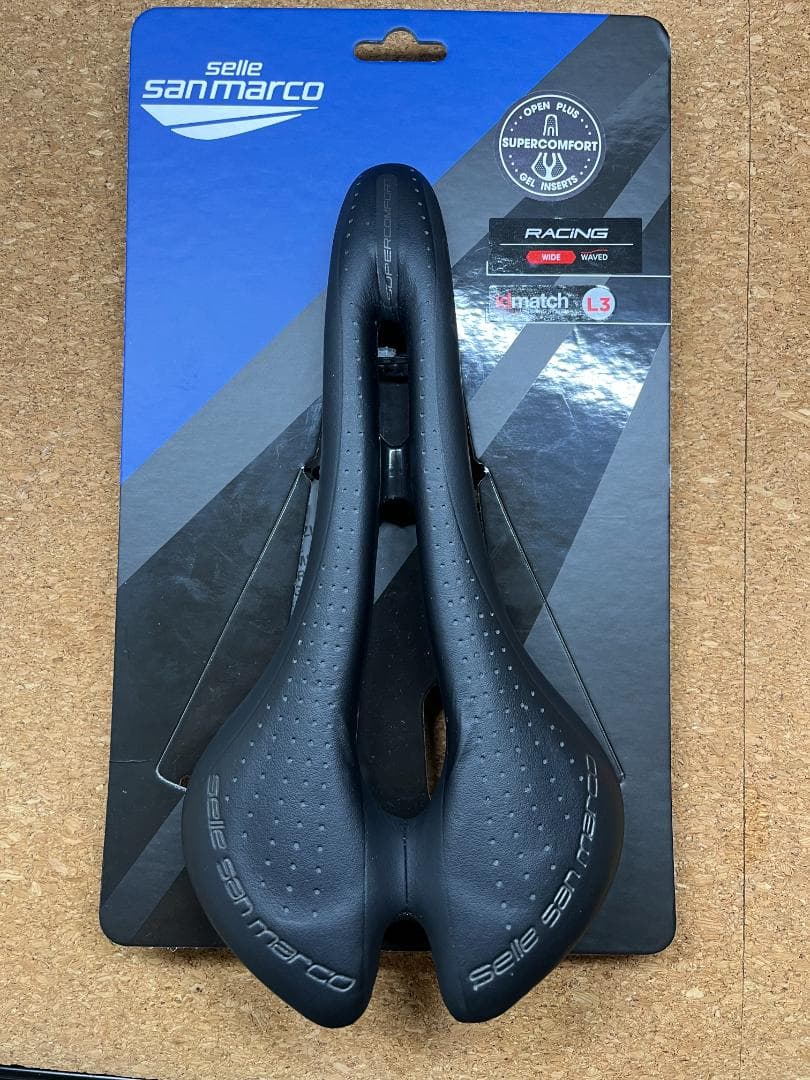 セラ サンマルコ　アスピデ スーパーコンフォート ワイド　ブラック WIDE Amazon | selle sanmarco(セラ サンマルコ) アスピデ スーパー