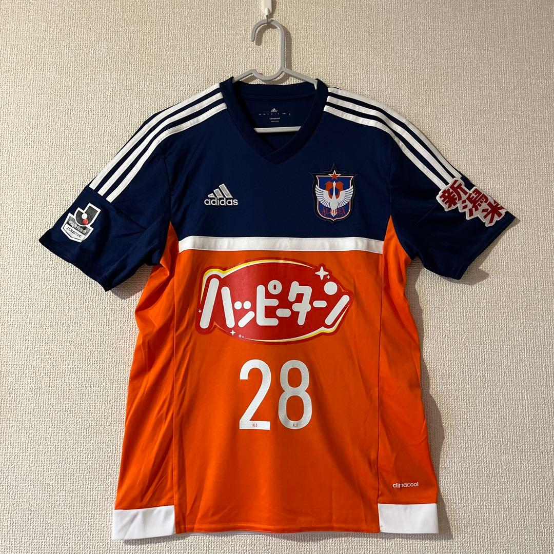 美品　アルビレックス 新潟　ユニフォーム　2016 早川史哉　Mサイズ　28 美品 アルビレックス 新潟 ユニフォーム 2016 早川史哉 Mサイズ 28 美