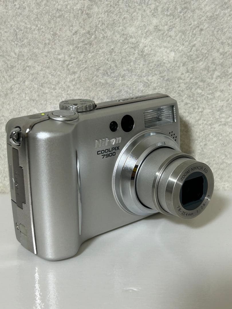 ニコン COOLPIX 7900 オールドコンデジ 動作品動作確認済み ニコン