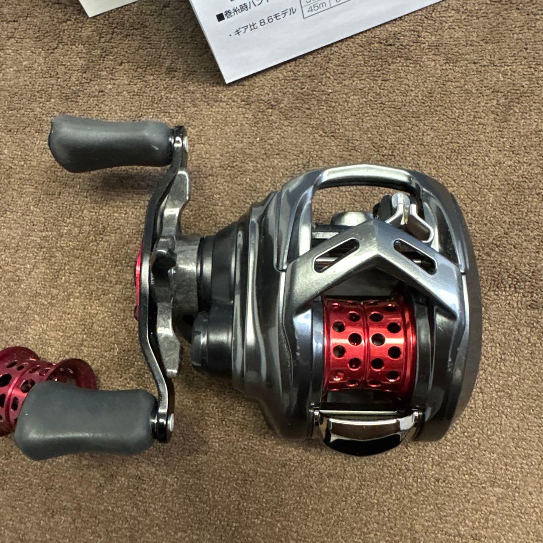 Daiwa ALPHAS AIR TW 8.6L KTFスプール付き　美品