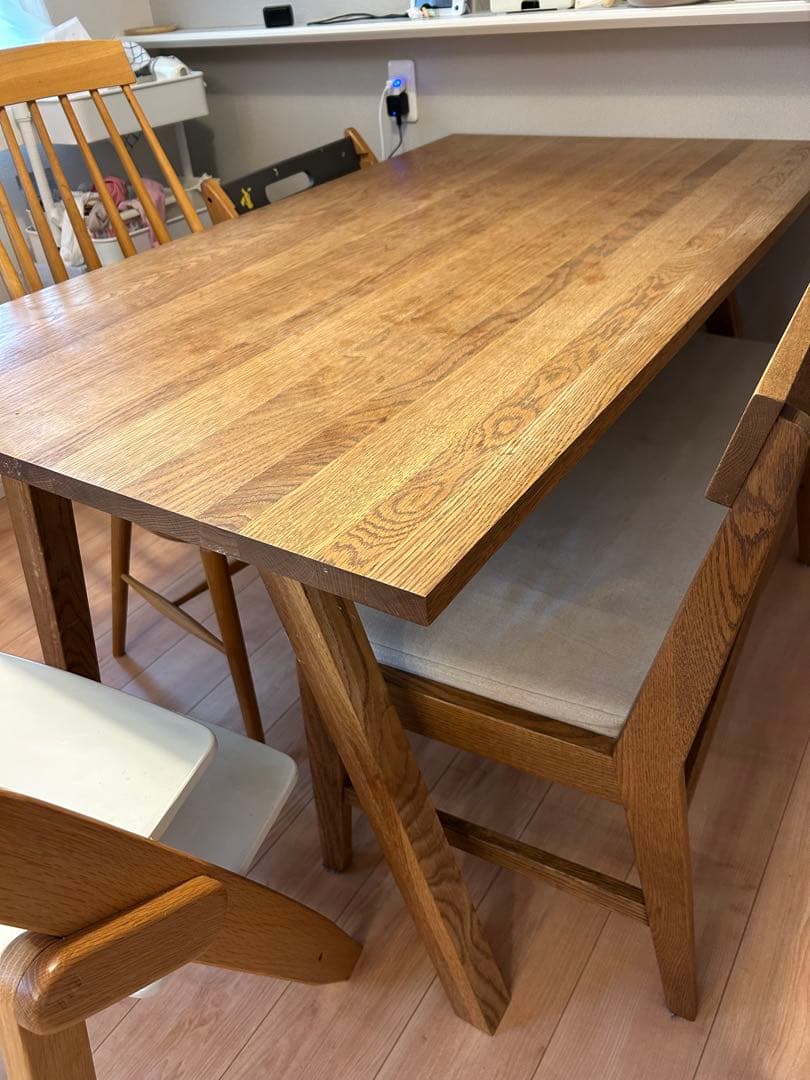 unico ELEMT（エレムト）ダイニングテーブル　4人掛け unico ウニコ ELEMT エレムト オーク材 ダイニングダイニングテーブル