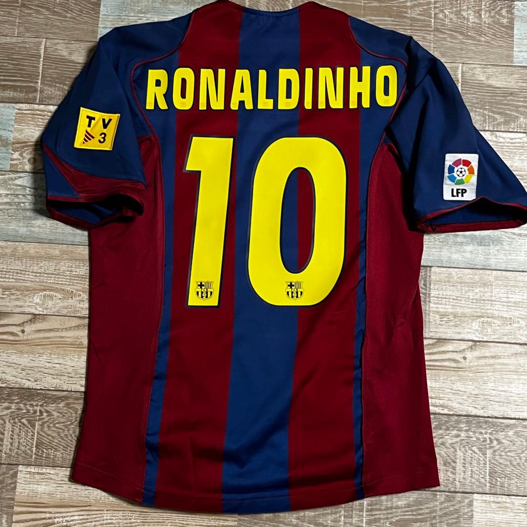 バルセロナ 04/05 ロナウジーニョ ユニフォーム ブラジル代表 バルセロナ 04/05 ロナウジーニョ ユニフォーム ブラジル代表 - メルカリ