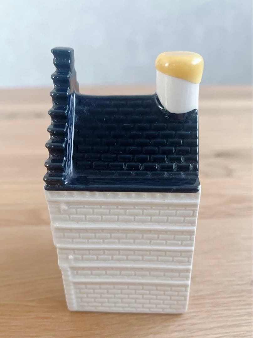 KLMオランダ航空 デルフト焼 ミニチュアハウス82 - メルカリ