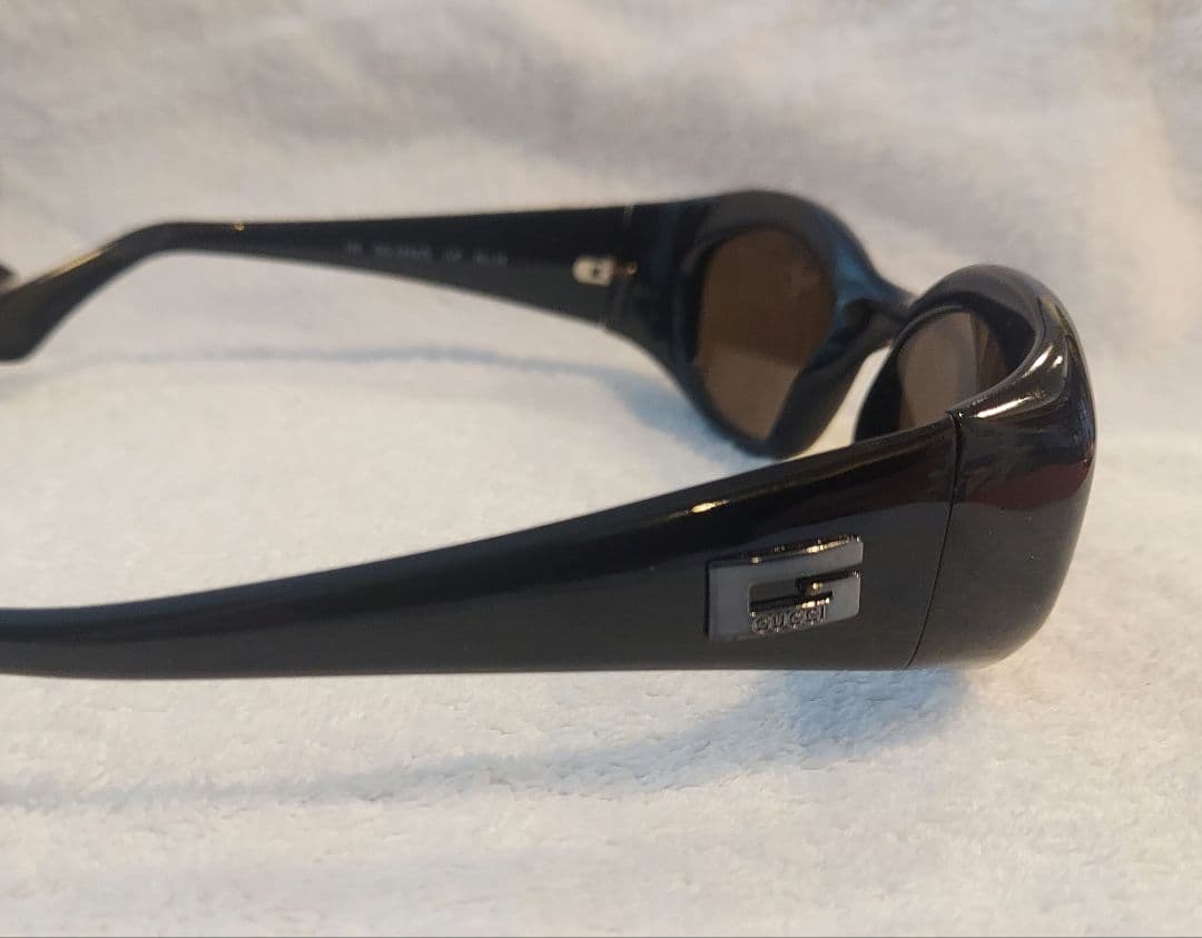 トラ様専用 GUCCI サイドロゴ サングラス ブラック GG2432/S