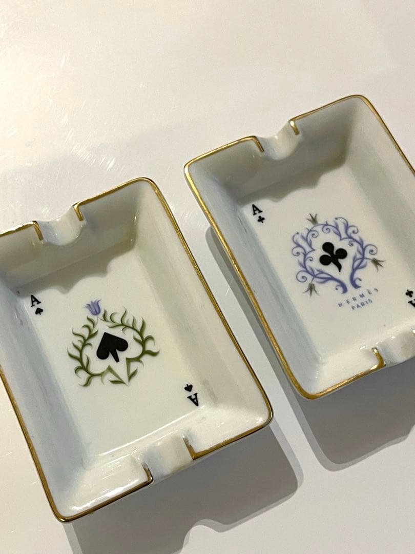 エルメス　アッシュトレイ・小物トレイ（トランプ柄）2個セット 楽天市場】【中古】 エルメス 陶器 ミニ 灰皿 4個セット 小物入れ 馬
