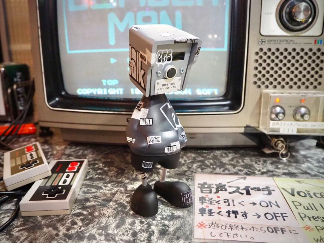 ジ*ー様 激レア FAKETOY ウォーカー WALKER モノクロ 2026年最新】FAKETOY walkerの人気アイテム - メルカリ