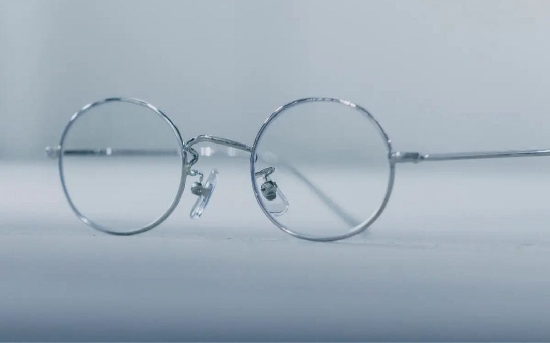 MAL オーバル_マンレイ_カネテ調光レンズに変更。 - 小物新 デザイン