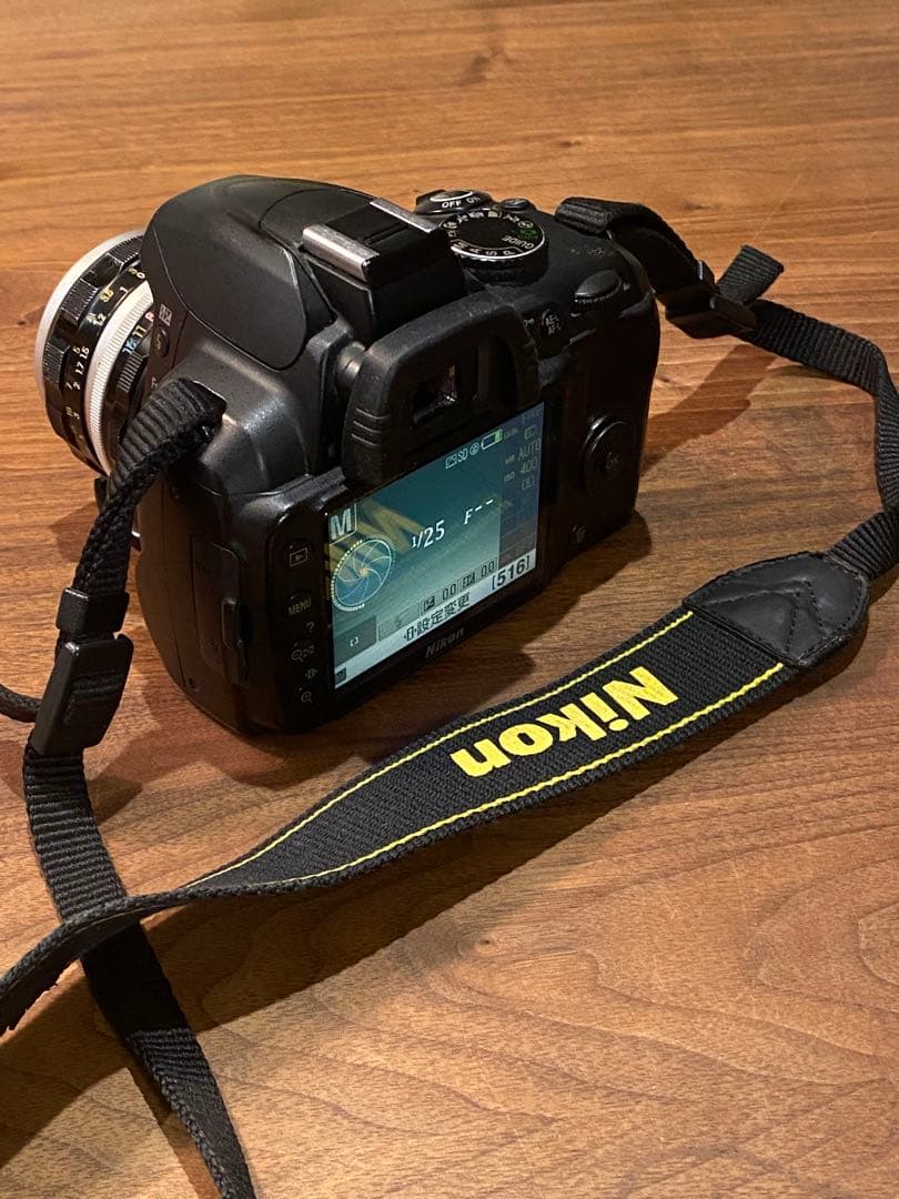 Nikon D3000 CCDデジタル一眼 ニッコール50mmオールドレンズ付 - メルカリ