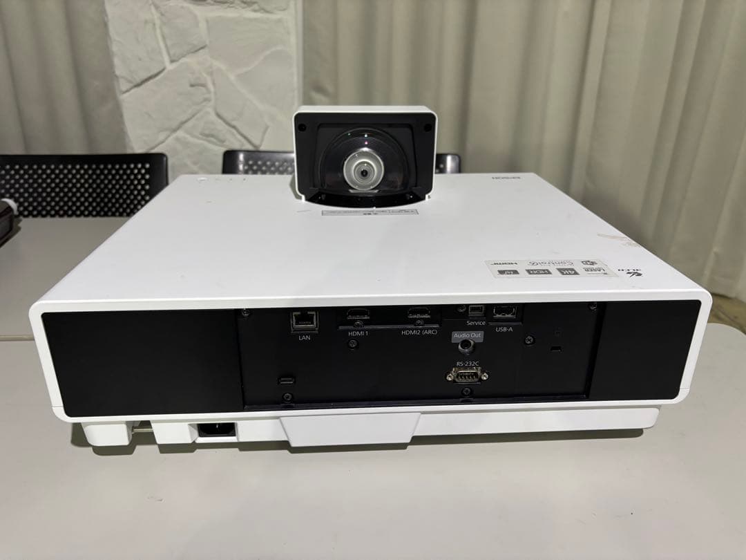 ジャンク品】EPSON EH-LS500W プロジェクター 本体