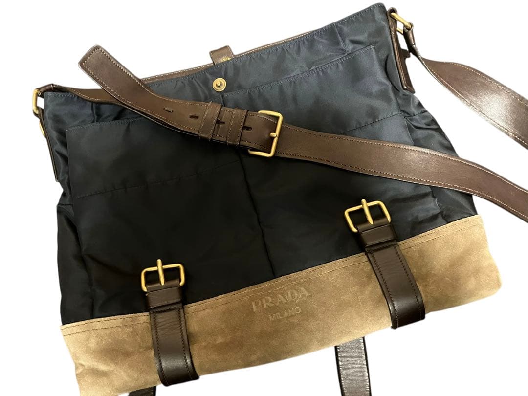 ○美中古 プラダPRADAスウェード切替ナイロンスクエアメッセンジャー