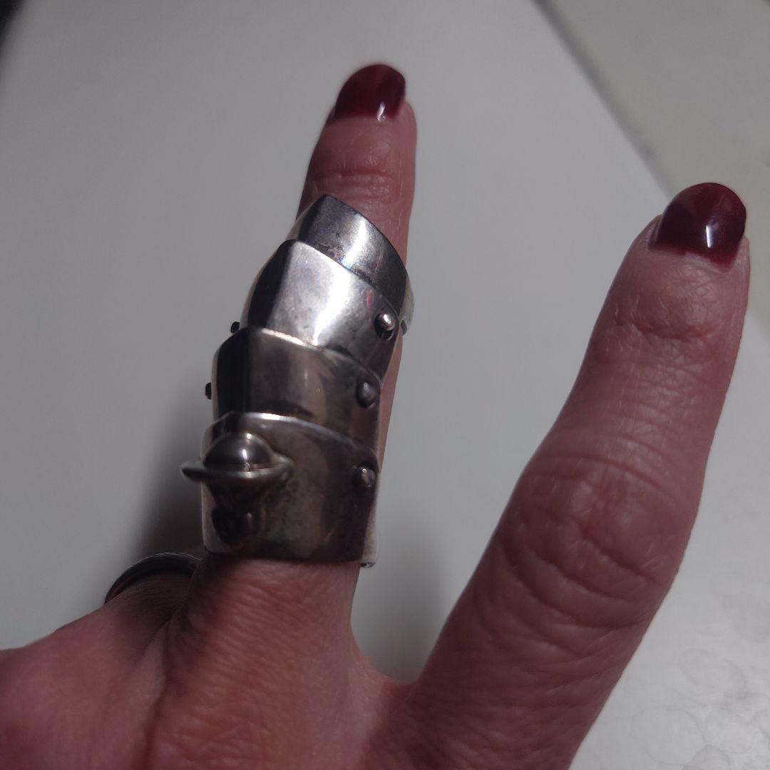 VivienneWestwoodヴィヴィアンウエストウッド アーマーリング ヴィヴィアン ウエストウッド Vivienne Westwood 指輪 リング