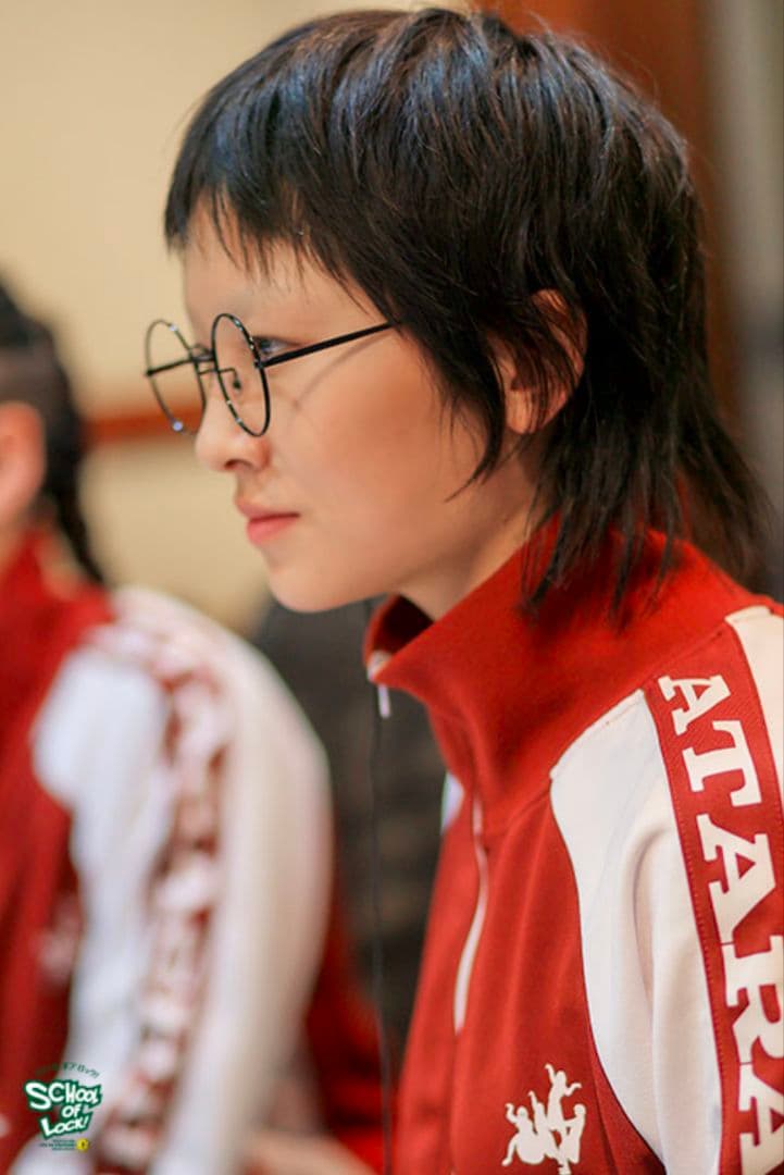 新しい学校のリーダーズ 運動着 上 XL ワインレッド 朱色 現在販売なし 貴重 新しい学校の運動着 赤（下）【ASOBIMALL(アソビモール)】