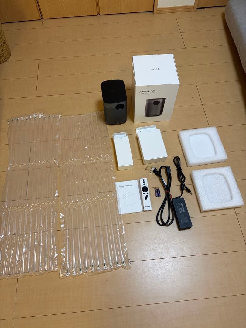 XGIMI Halo+ 1080P ポータブルプロジェクター 本体 XGIMI Halo+