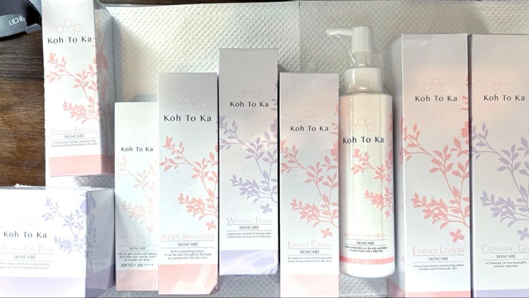 Koh To Ka スキンケア現品セット 9点/半額以下！ Koh To Ka（コートーカ）プレミアムエッセンス60mlの卸・通販