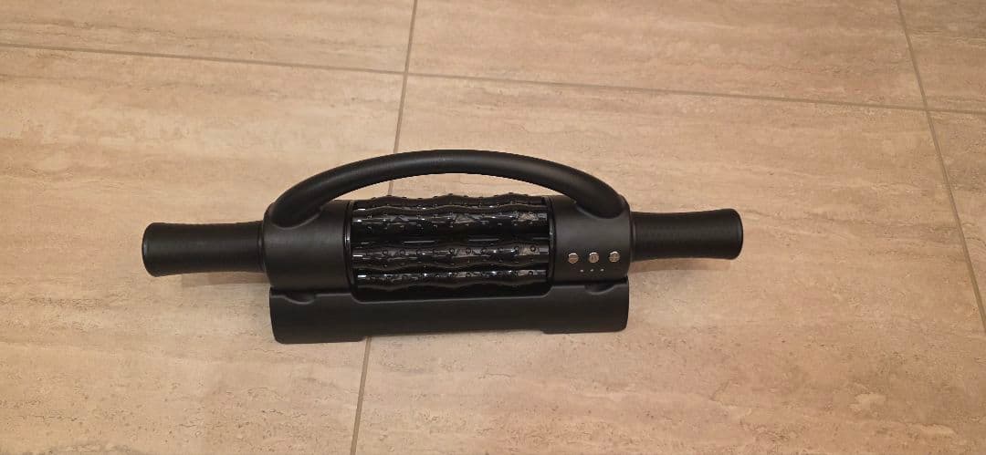 電動筋膜ローラー ブラック Amazon | 電動フォームローラー 充電式 5段階調整可能な強度 電動式筋