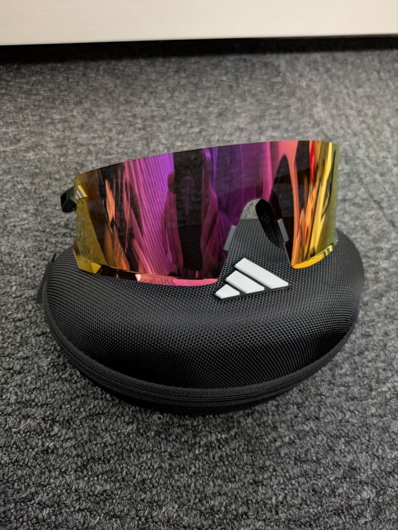 吉*三様 【箱根駅伝】adidas スポーツサングラス DUNAMIS 偏光 激