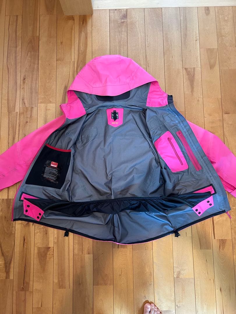 THE NORTH FACE RTG JACKETピンクGORE-TEX pro - メルカリ