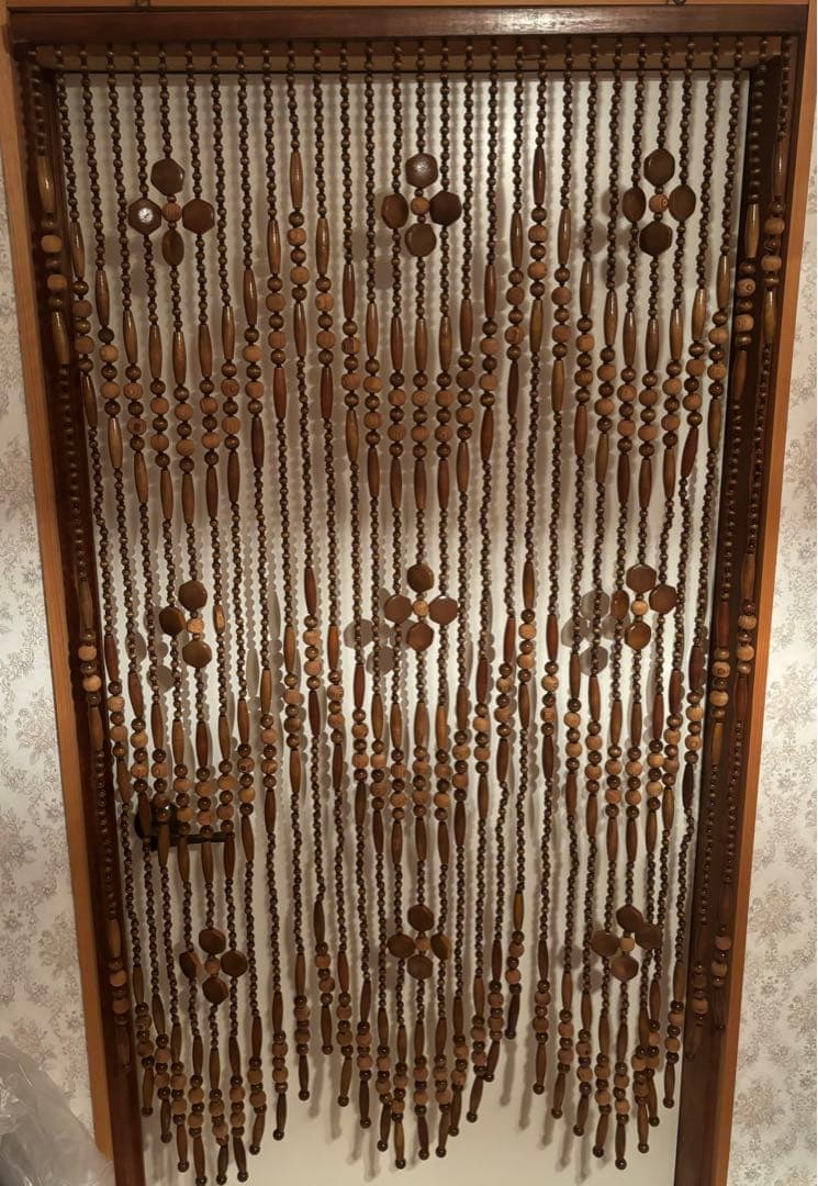 昭和レトロ！木製　ビーズのれん 昭和レトロ 木製 ビーズのれん 玉すだれ 暖簾 ビーズカーテン 飾り